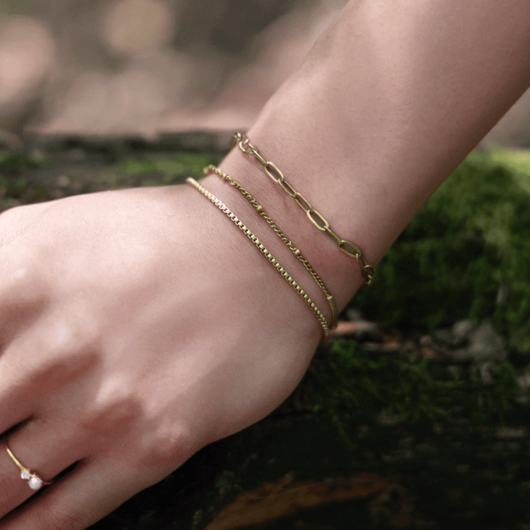 Charm Paperclip Bracelet with Vintage Clasp - Clout Vienna