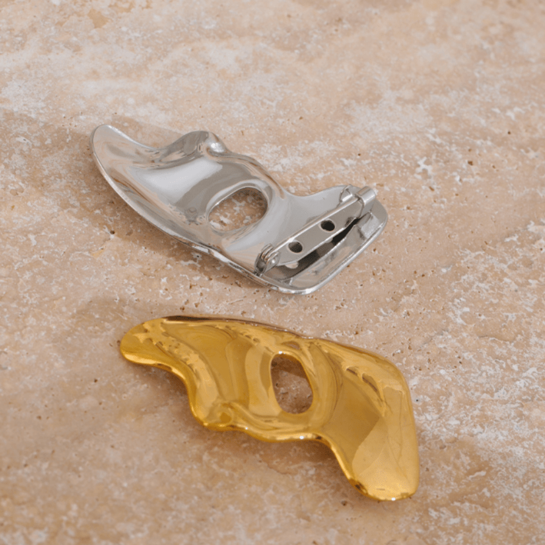 Golden Abstract Face Brooch - Clout Vienna