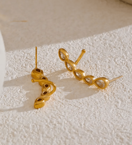Golden Curve Ear Climbers - Clout Vienna#