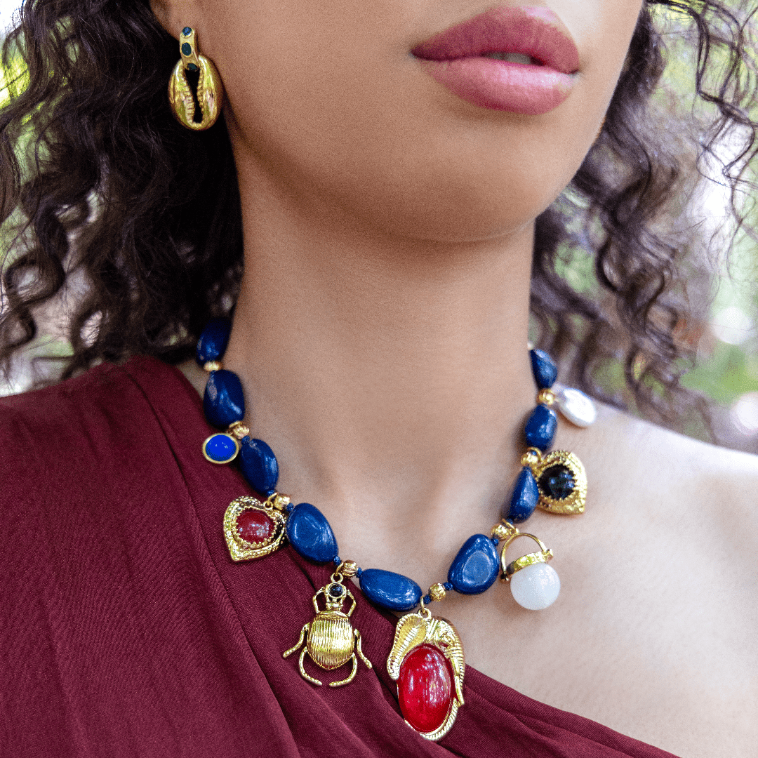 Goldene Creolen mit grünen Steinen - Clout Vienna