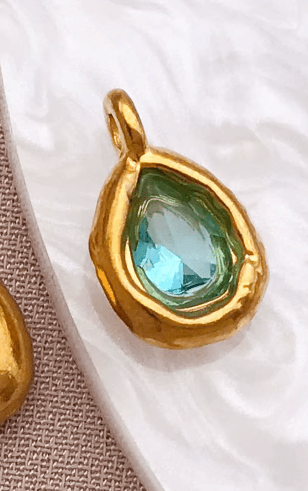 Organic Birthstone - Clout Vienna