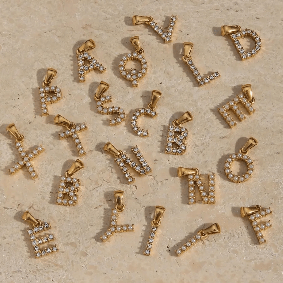 Pearl Letter - Clout Vienna#