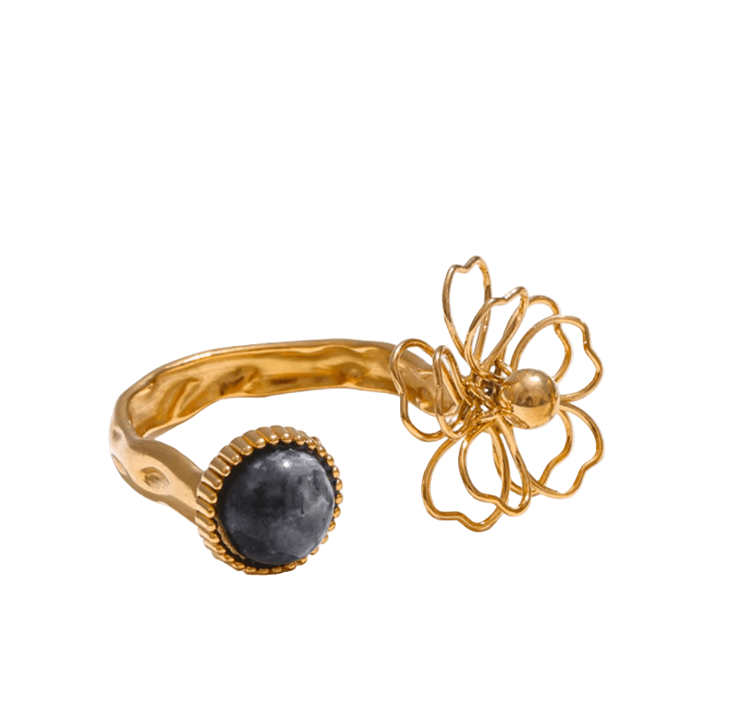 Golden Bloom Ring - Clout Vienna