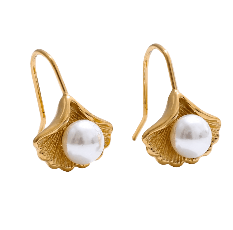 Golden Lily Pearl Earrings - Clout Vienna