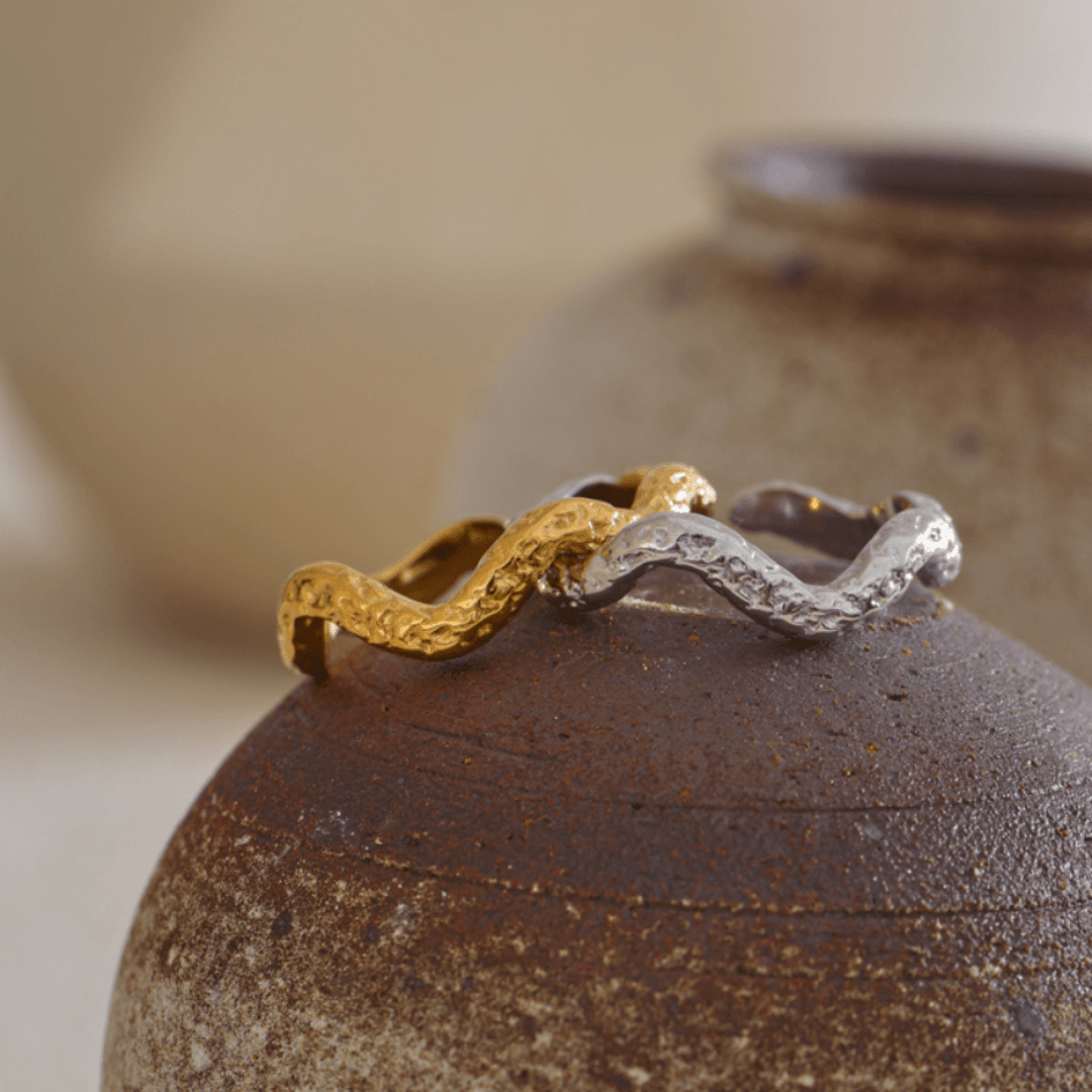 Golden Wave Ring - Clout Vienna