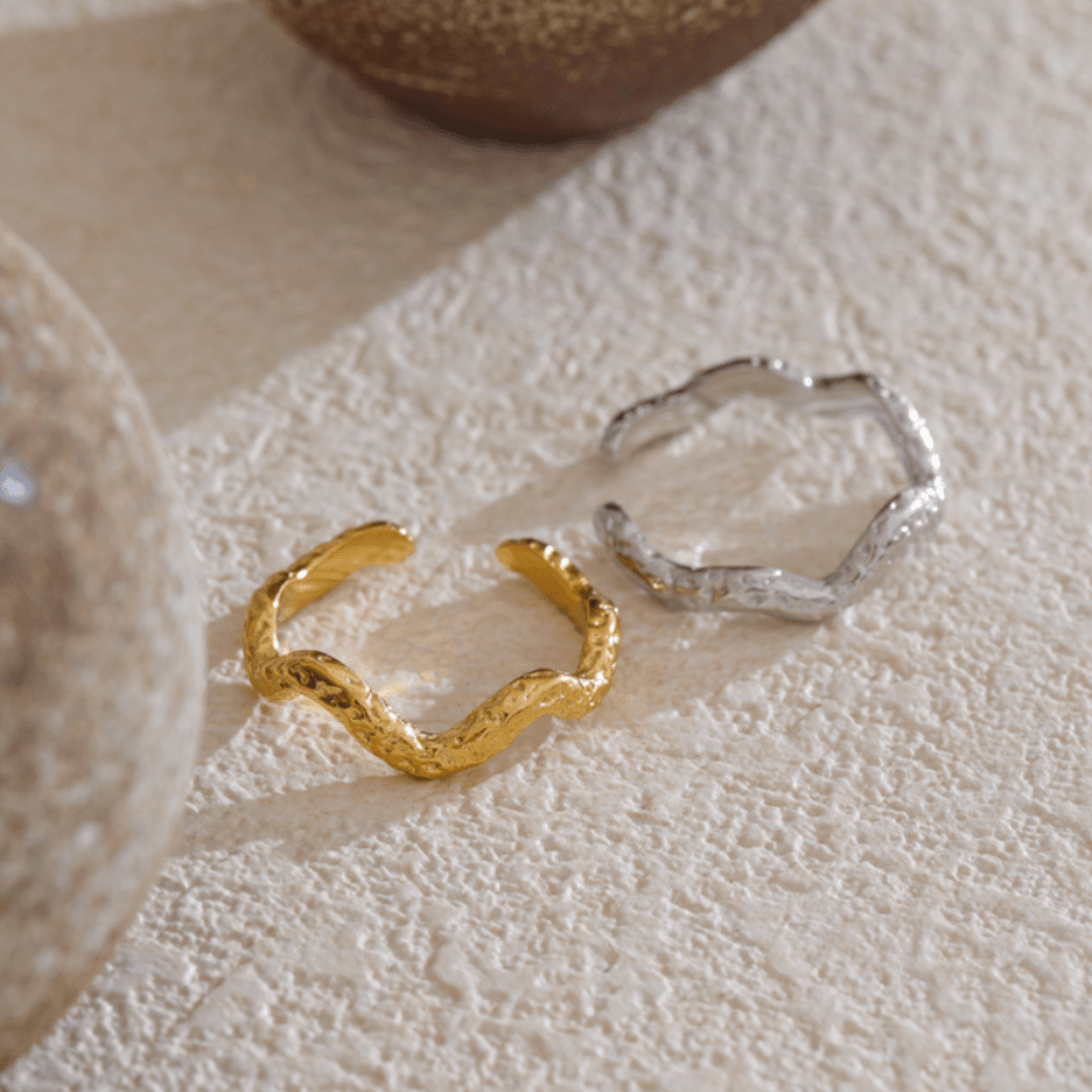 Golden Wave Ring - Clout Vienna