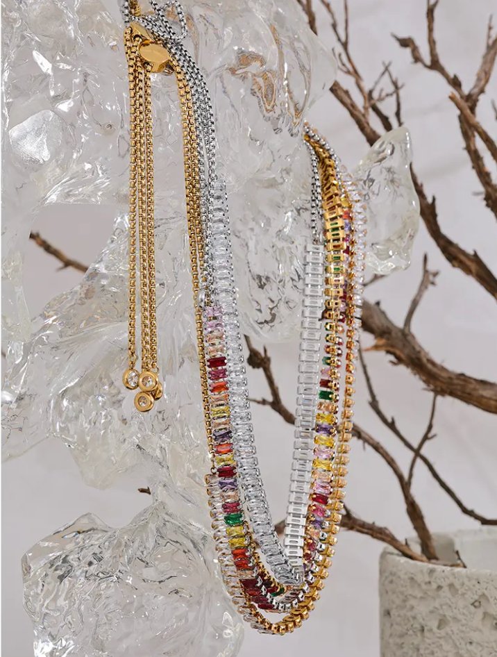Iced out Baguette Halskette Bunt - Clout Vienna#